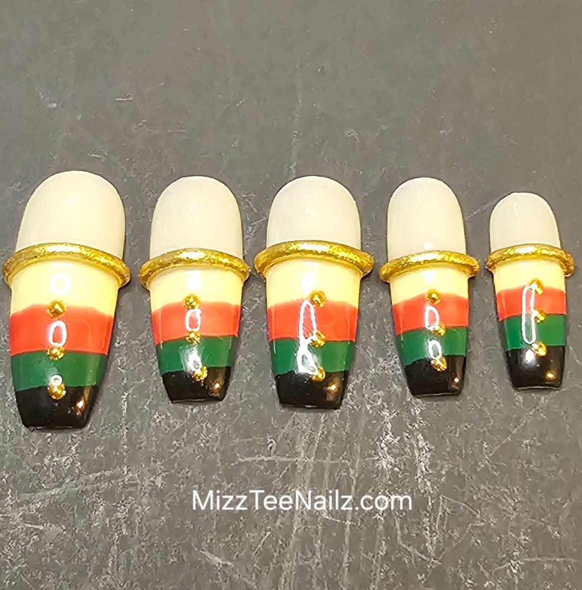 Press-On Nail Set #102: Black Pride 1