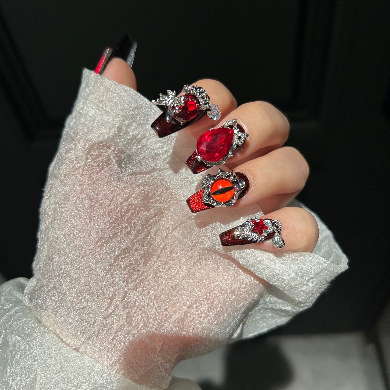 Dark Reaper 2.5 Ladder Dark Rose Handmade Press On Nails Long