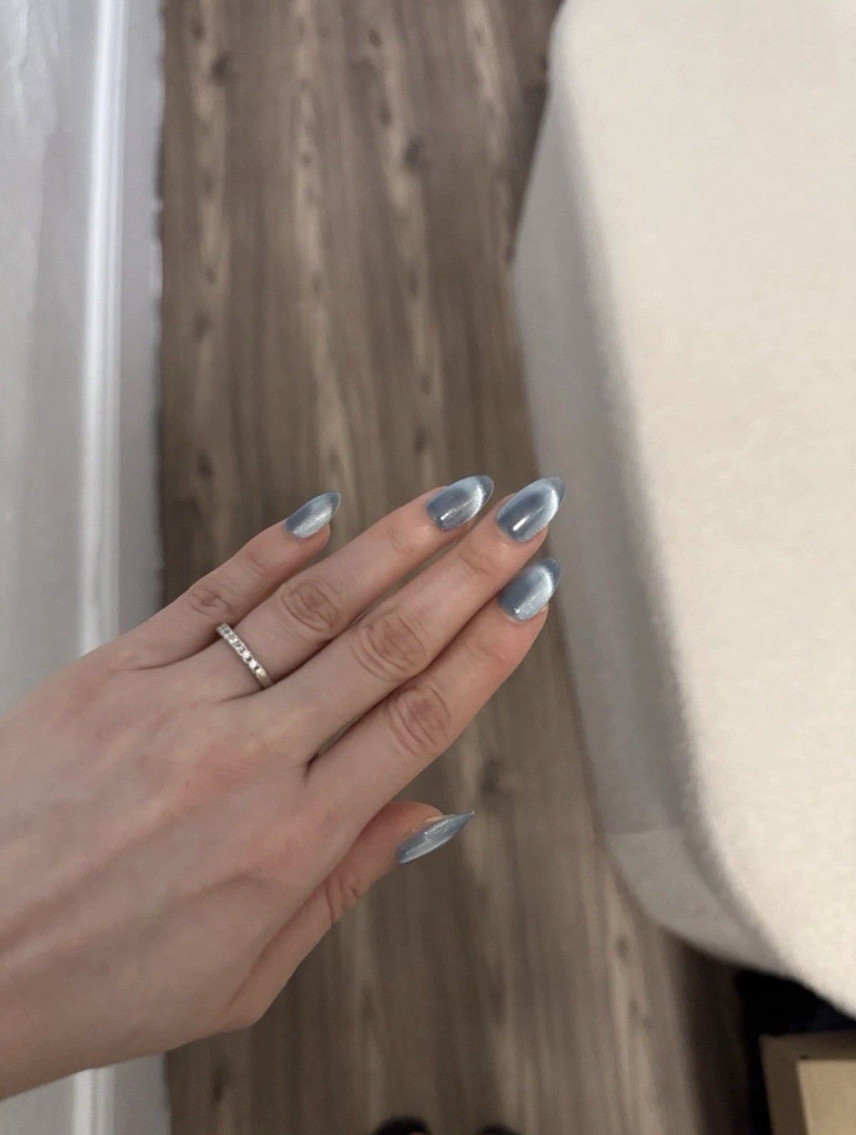 Reusable Glossy Press-On Nails – Salon Look, Easy Apply, Multiple Colors