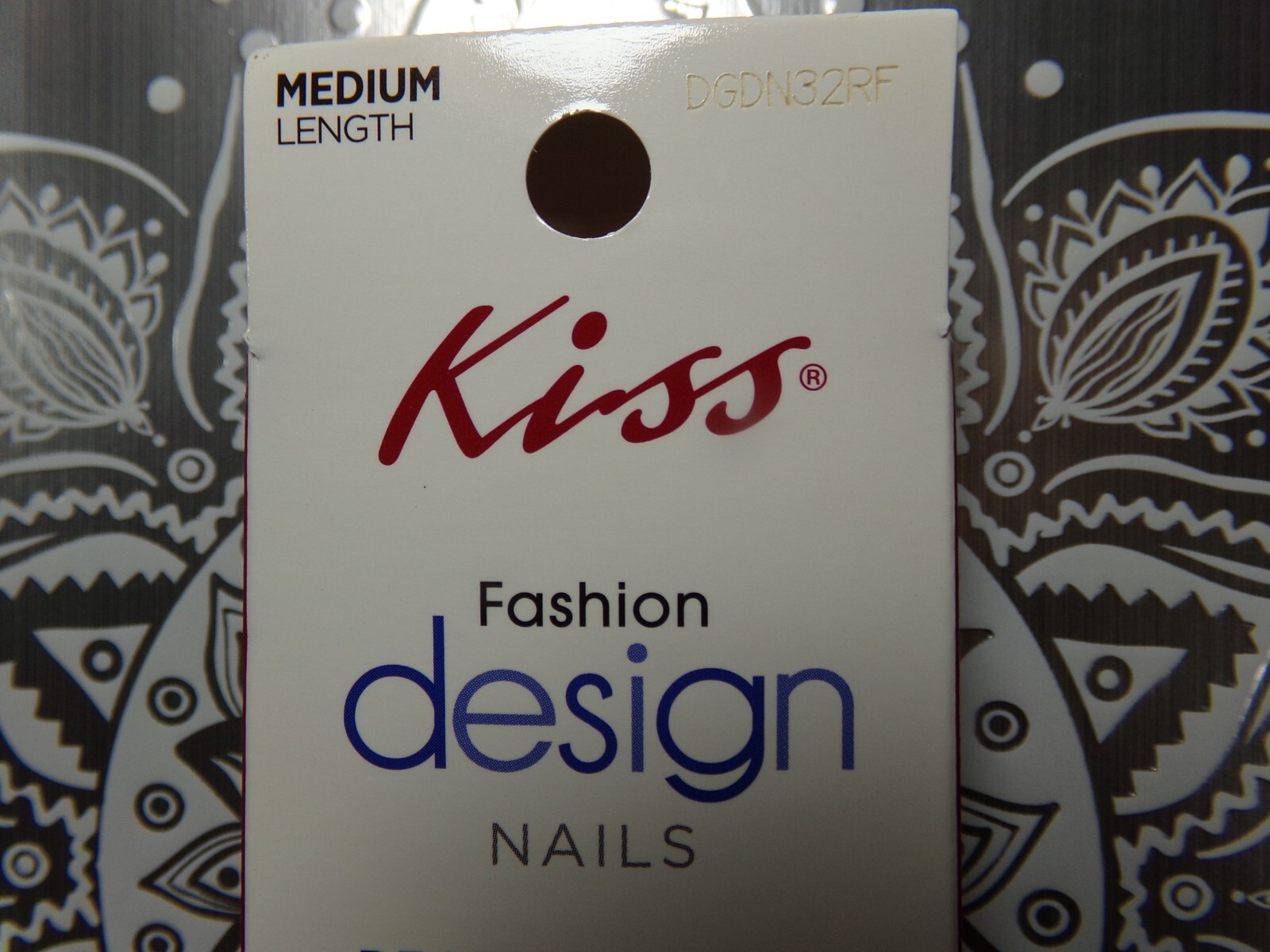 Kiss Shiny Blue Swirl Artificial Glue On Nail Medium