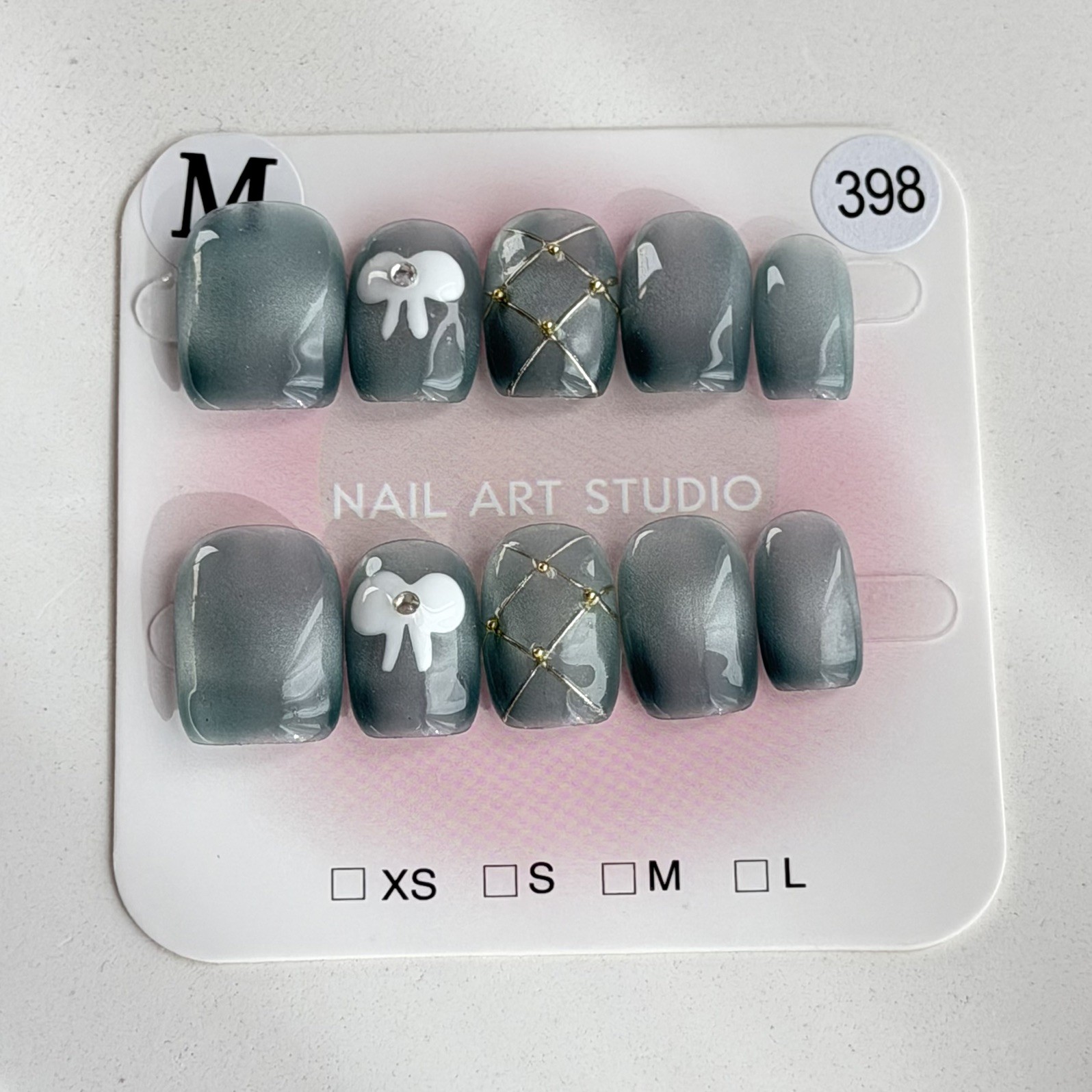Unique Handmade Press-On Nails Size M | One of a Kind Set, Reusable 256