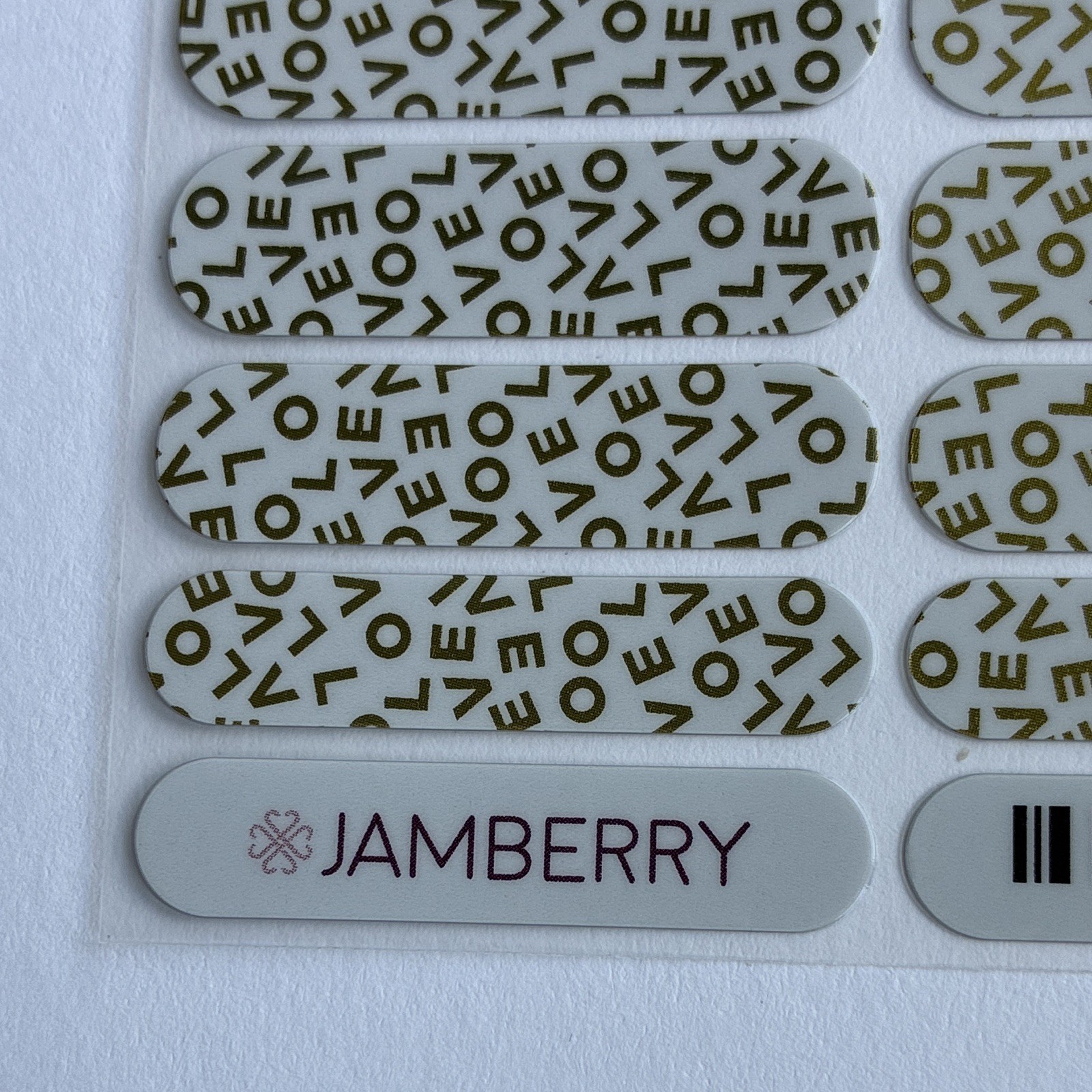 Jamberry Nail Wraps 15A9 “Lovin’ It” 0317 White/Gold Metallic Love Adhesive