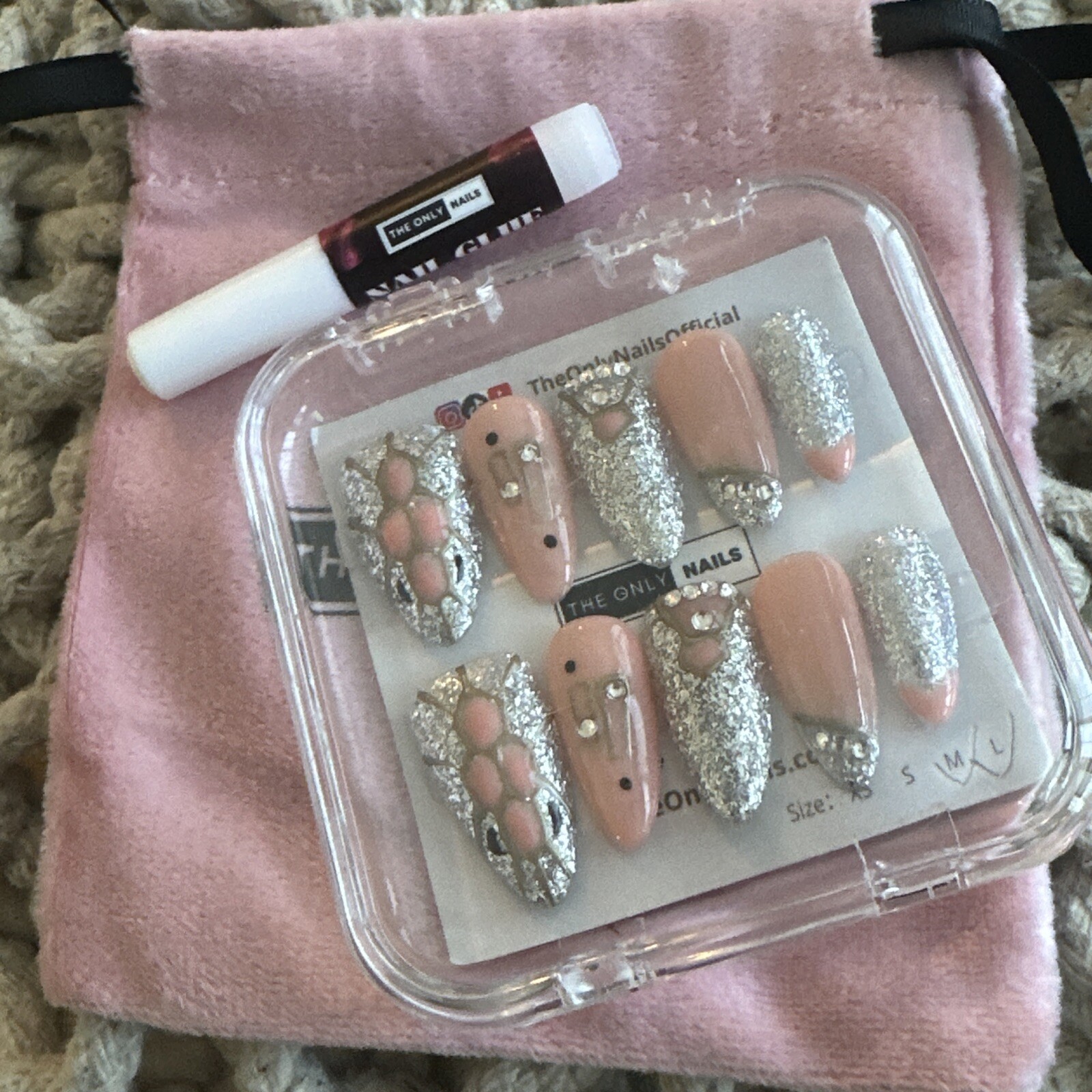 Handmade Acrylic & Gel Reusable Nails – Silver Glitter & Pink