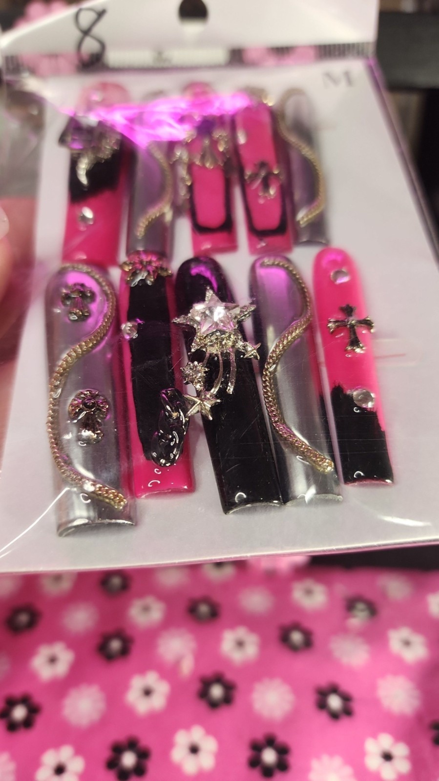 Medium Size Super Long Pink Star Cross Press-on Nail Set