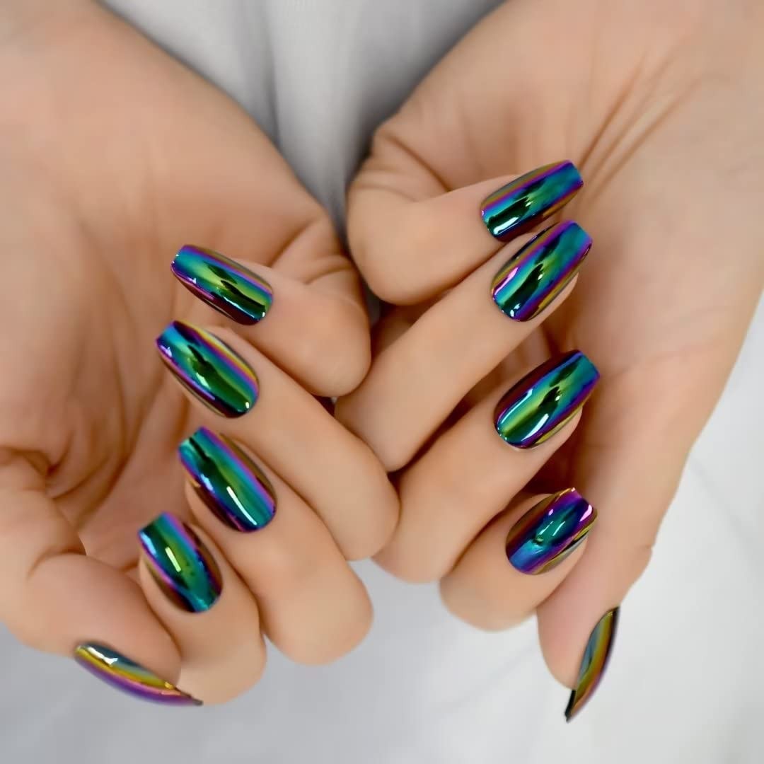 iBeautying Press on Nails – Chrome Magic Mirror Effect Medium Length, Green