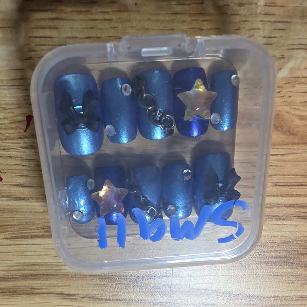 Hand Made Blue 3D Star Theme Pre-Designed Short Square Press-On Nails Set