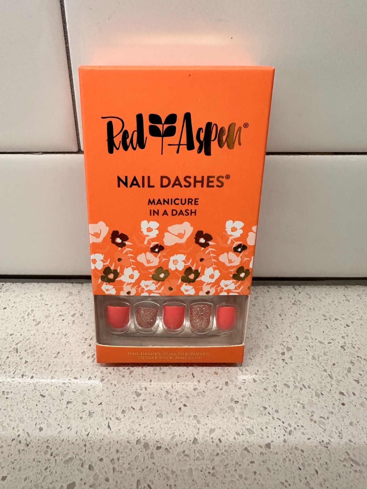 Red Aspen Press On Nails – Choose Your Dash – Buy more and save!