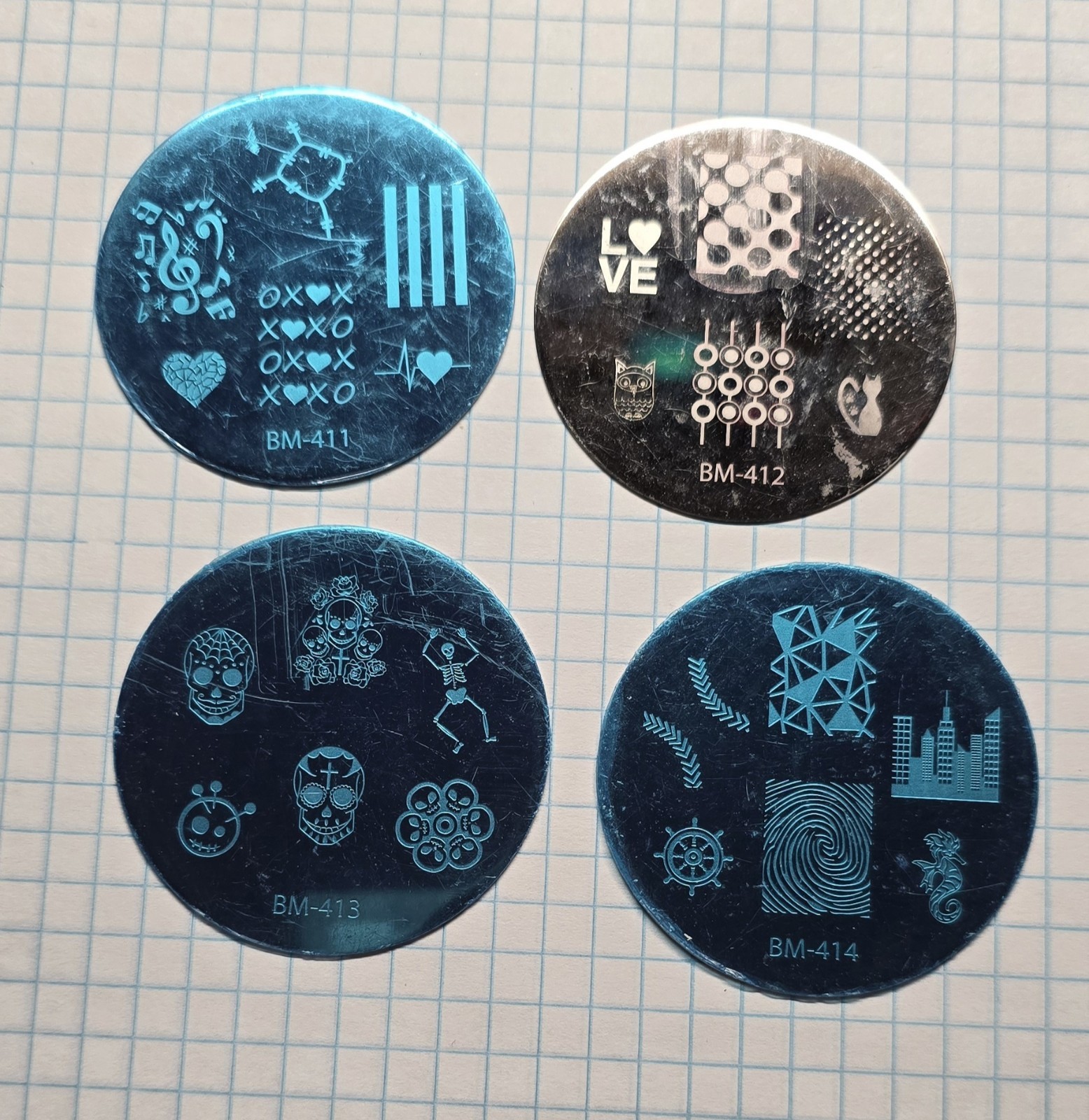 Bundle Monster Maniology Nail Stamp Round Plates Destash Lot 400 Series
