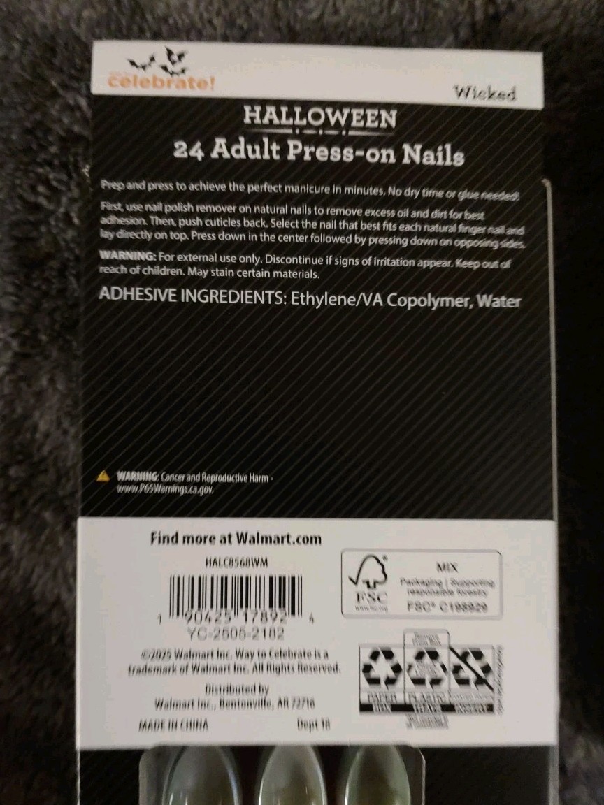 2 Adult Sets Wicked Ombre Green Press On Nails 24 Count 🦋 No Glue