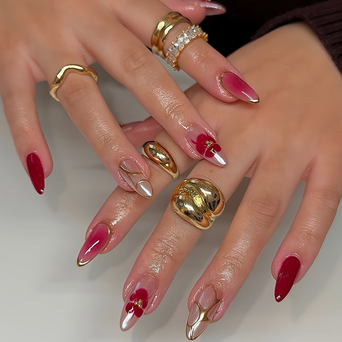 Red Gold Gradient Metallic Floral Line Nails INS Style Press On Nails Wholesale