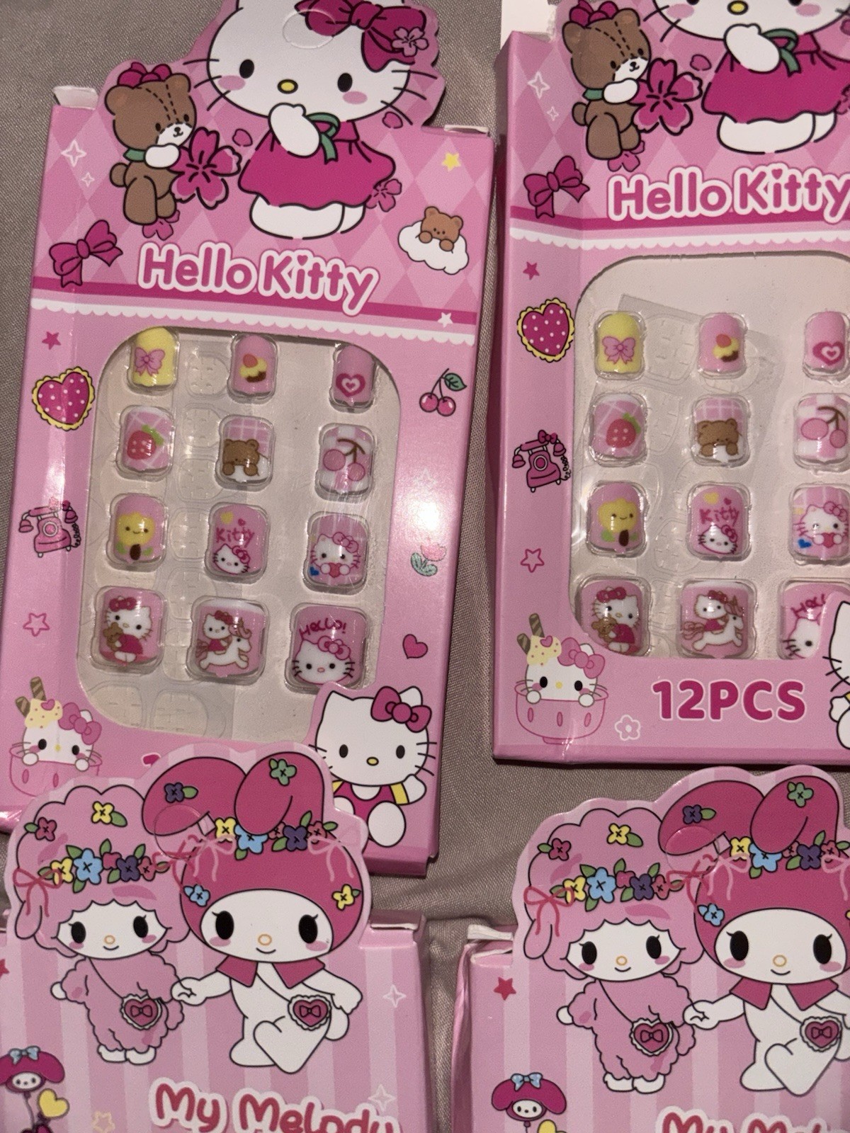 New Kids Press On Nails Hello Kitty, Cinnamon Roll, My Melody, Pochocco 2 Packs