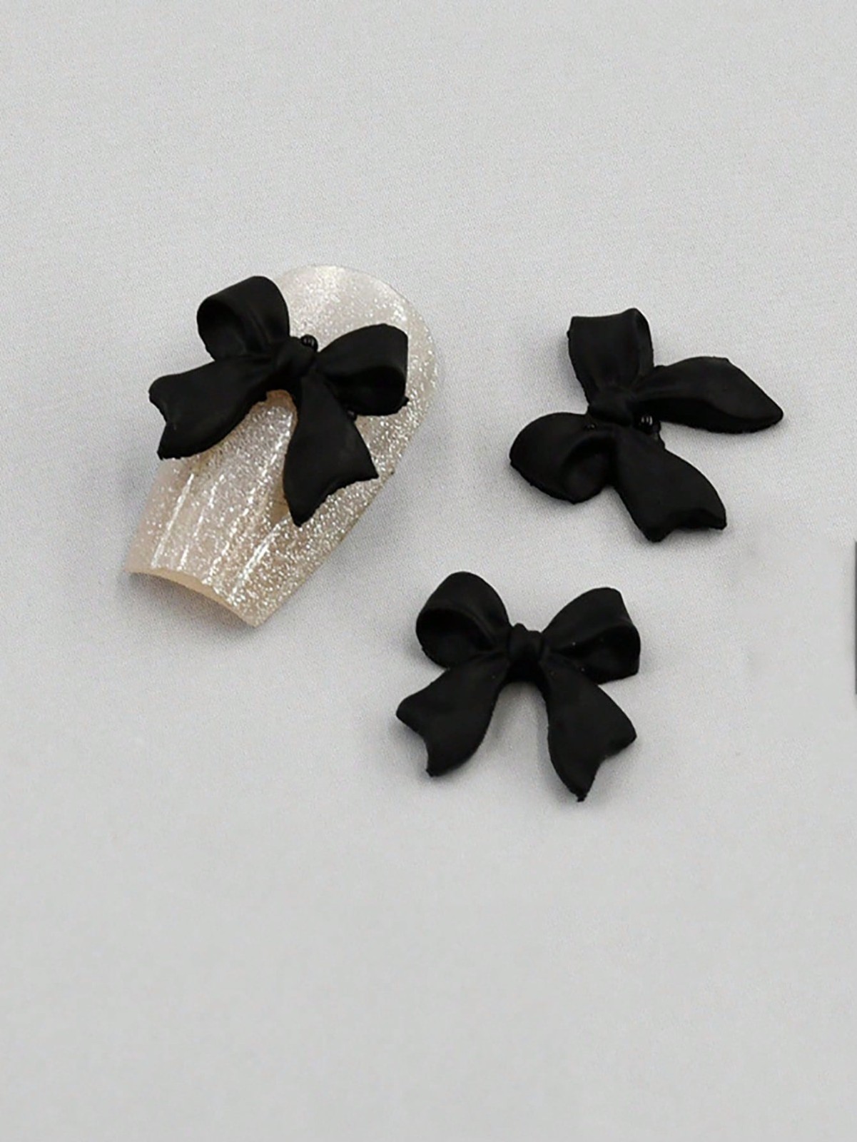50PCS Resin 3D Nail Art Bows Nail Decoration Ribbon Crystal Aurora Bow Tie Gems