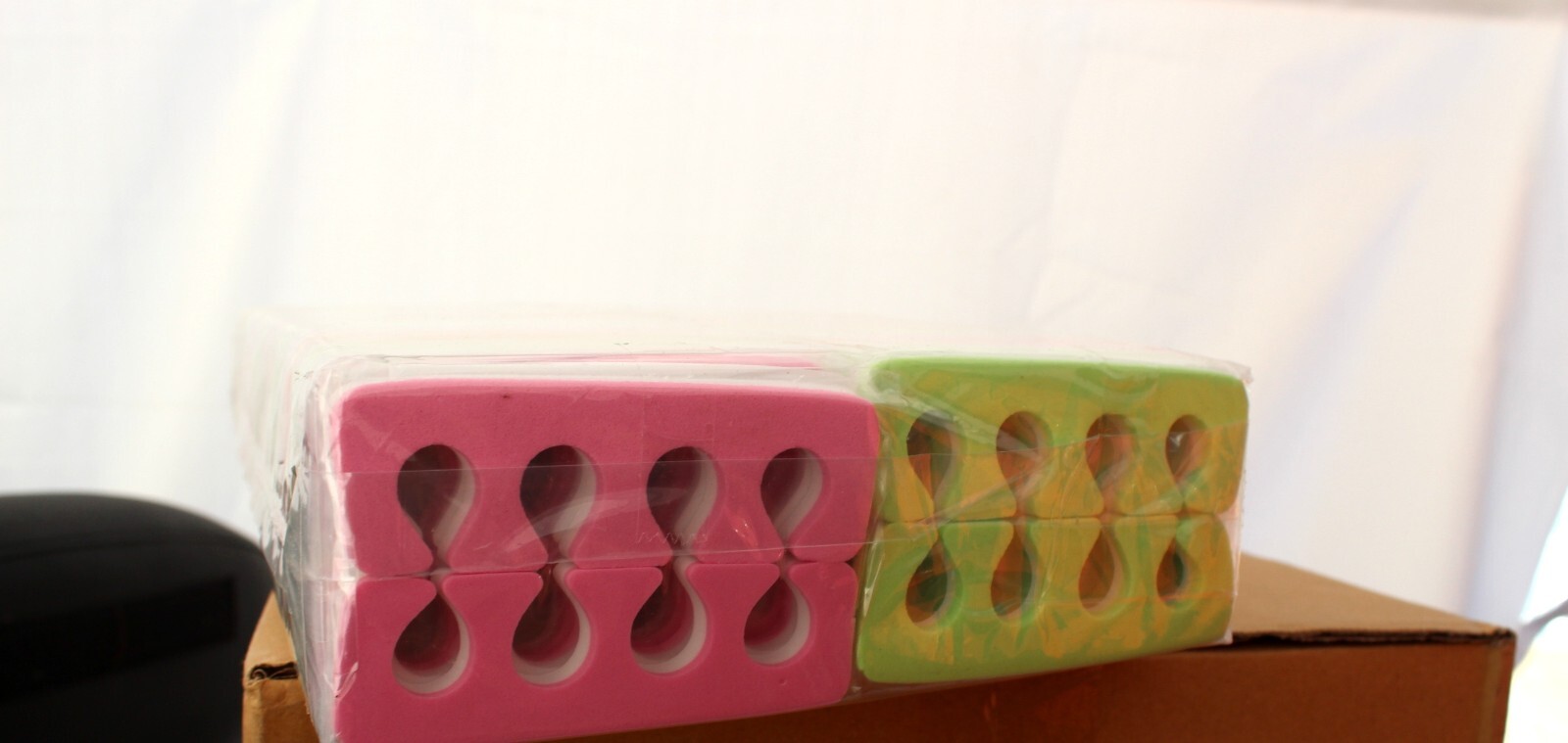 100 PIECES TOE FINGER SEPARATOR NAIL ART PEDICURE Polish CARE TREAMENT