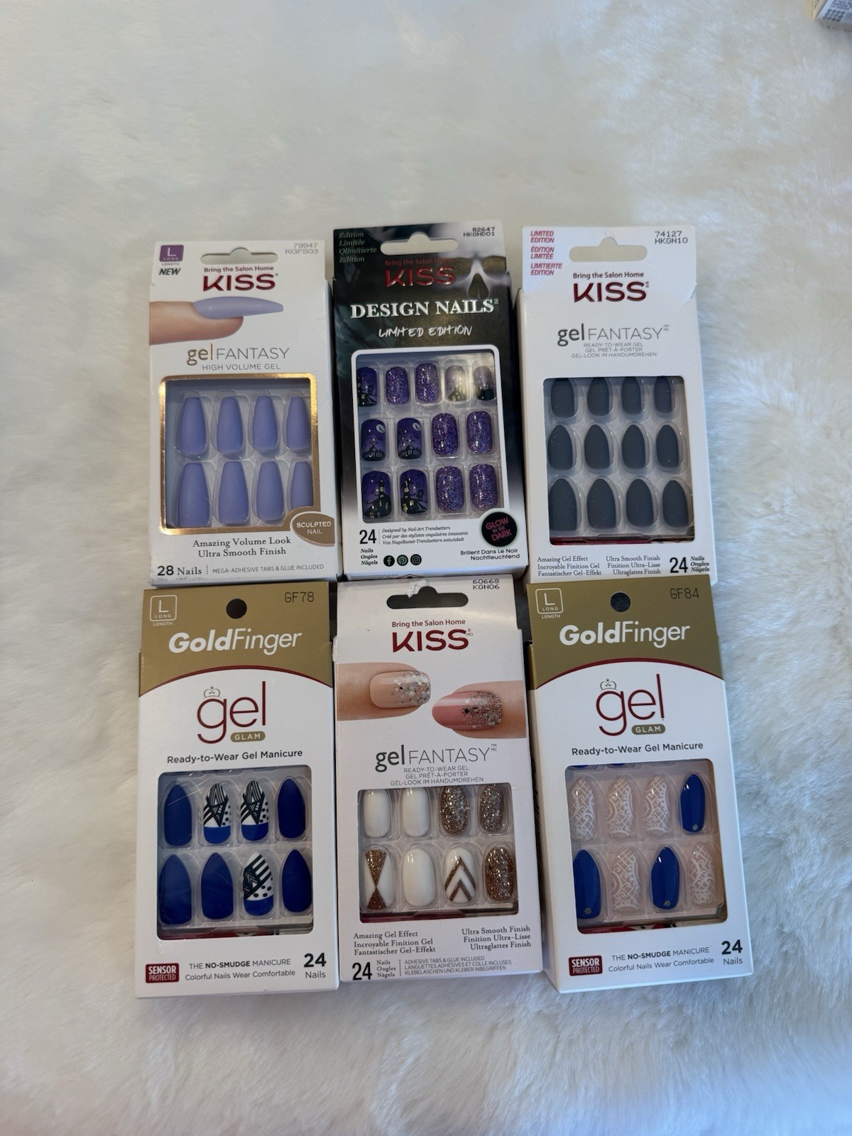 ( lot of 300 )sets of KISS NAILS, Assorted Press-On Nail