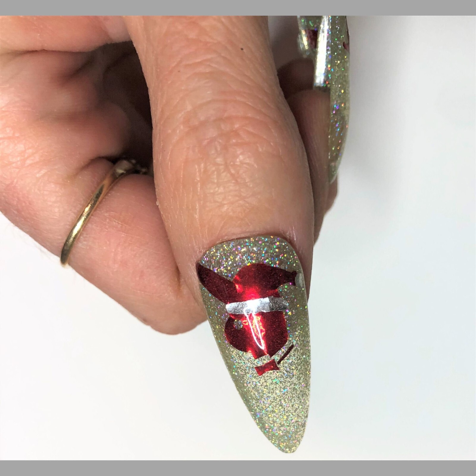 Sparkly Christmas Bunnies Press-On Nail Set – Long Almond (Size 0-8)