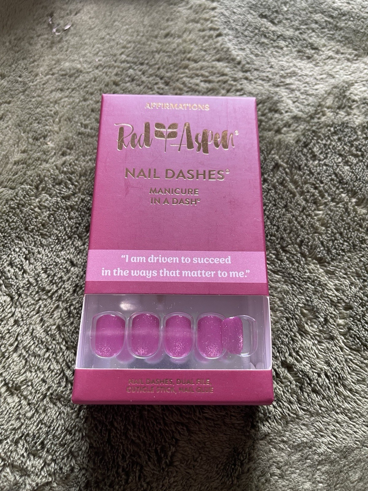 Red Aspen Nail Dashes, Assorted Lot