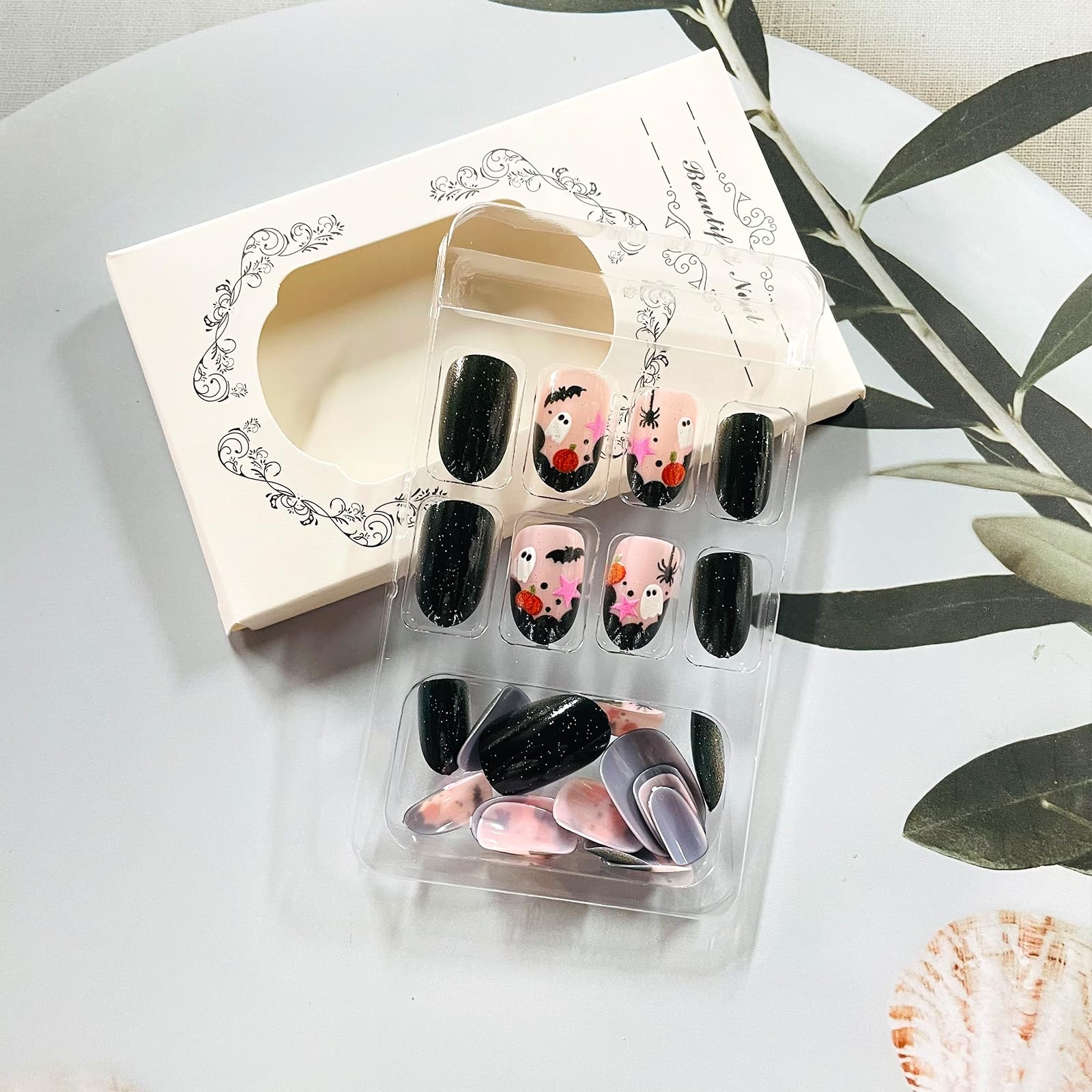 Halloween Press on Nails Short Almond Fake Nails with Designs Cute Ghost Stic…