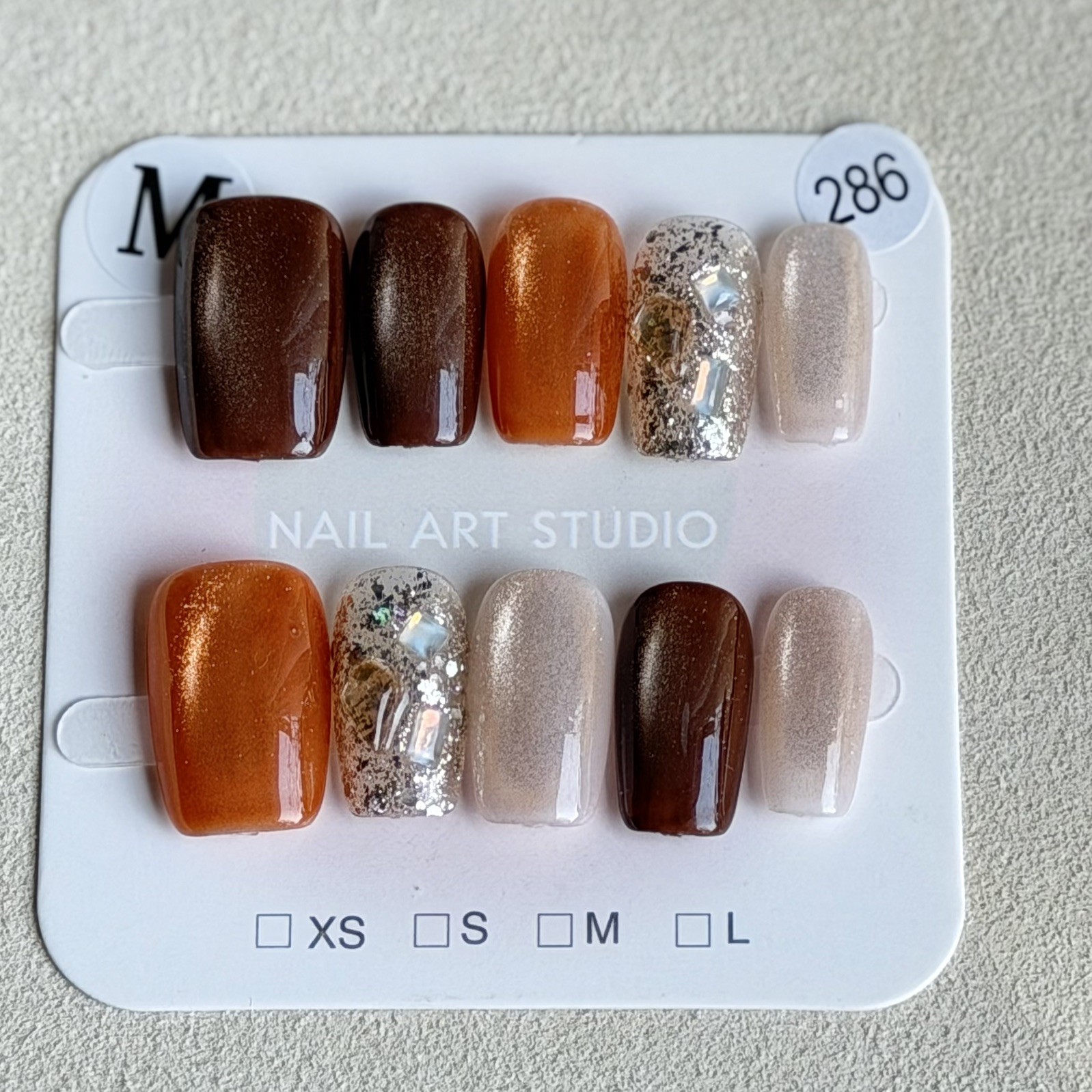 Unique Handmade Press-On Nails Size M | One of a Kind Set, Reusable 286