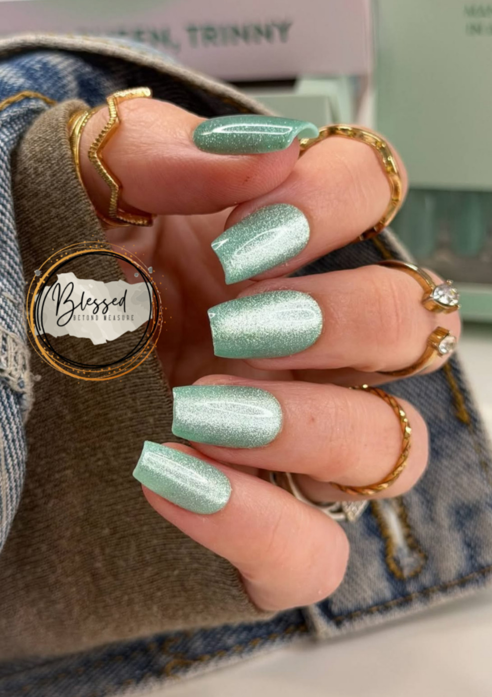 Red Aspen Press On Nails- A Sprinkle of Stardust, Susmita-Medium Coffin- Green