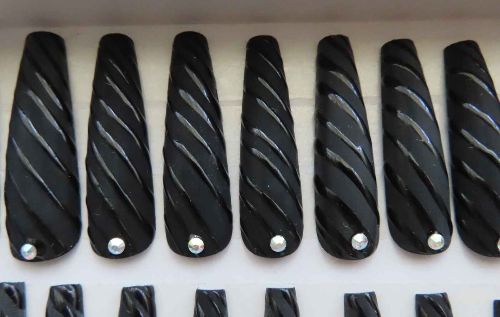 XL Black Matte Glossy Diagonal Stripe Lines Rhinestone Coffin Press On Nail