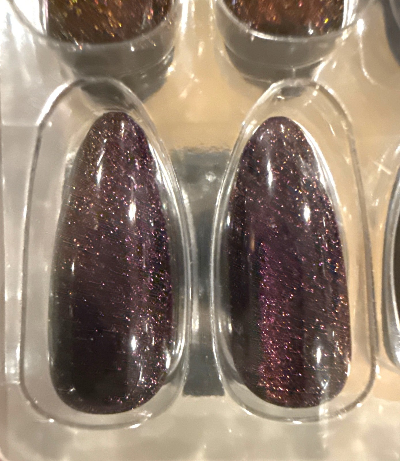 Salon Perfect MAGNETIC 30 Nails MIRROR EFFECT Long Almond Glitter PURPLE