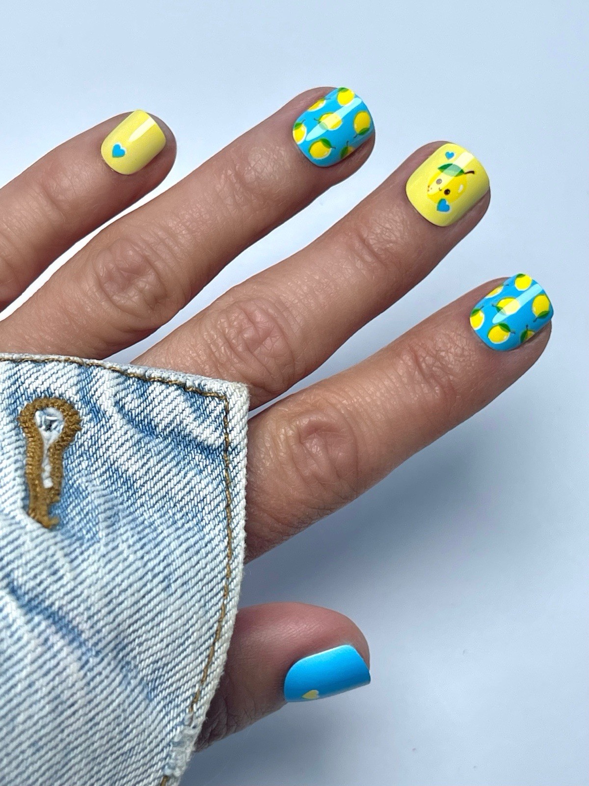 Red Aspen Press On Nails, Petite, Lovely Lemons, Zoey