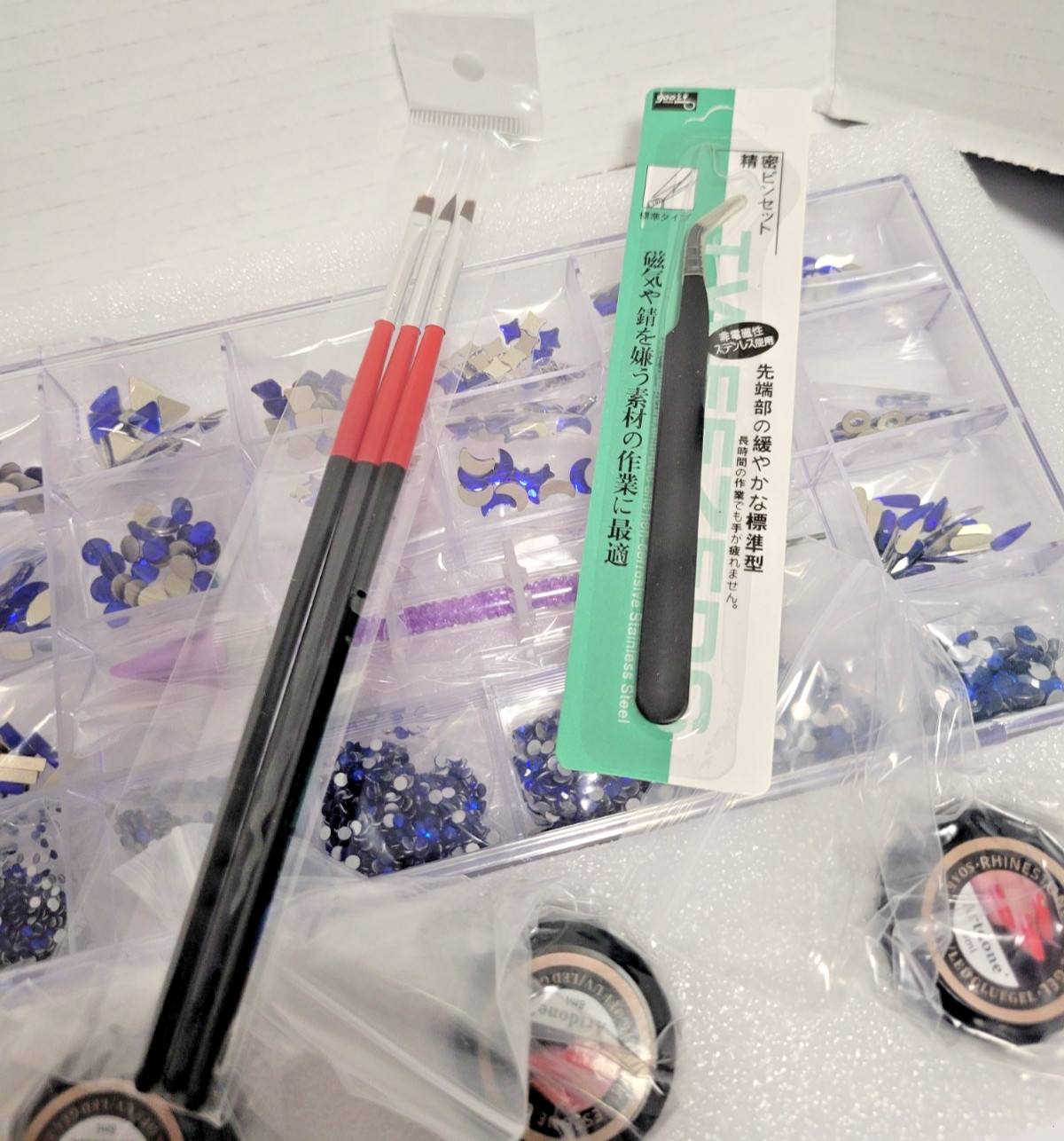 Artdone Nail Rhinestones Box 19 Grids NEW!!
