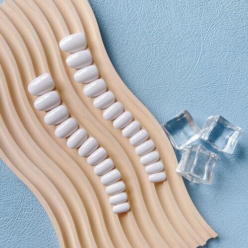 Pure White Press on Nails Short Oval,Round Fake Nails For oval white