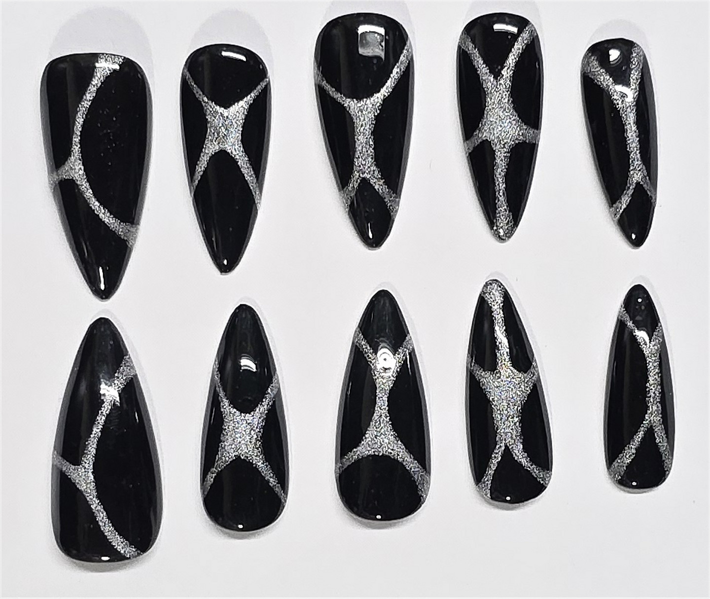 Press On Nails Almond Shape Glue On Fancy 3D Heart Rhinestone Black Fancy + Kit