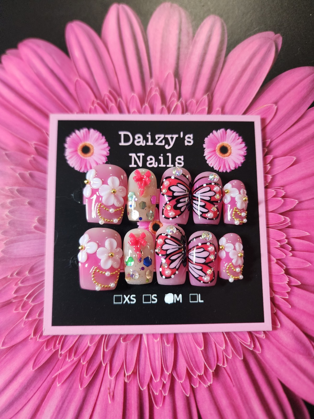 Medium Size Pink Butterfly 3D Press-on Nail Set Handmade Square 2.0 Cm Length