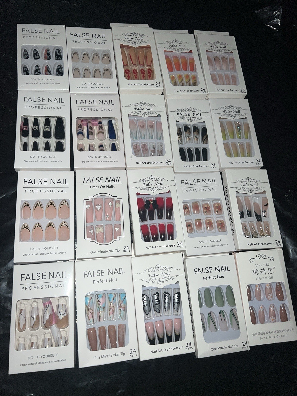 Press On Nail Kits Bulk / Wholesale / 5 Assorted Sets