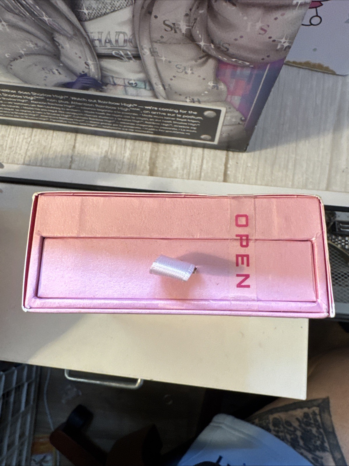 Pink Friday Luxurious Press On Nails Silver Chrome Ombre Coffin Style 28pc