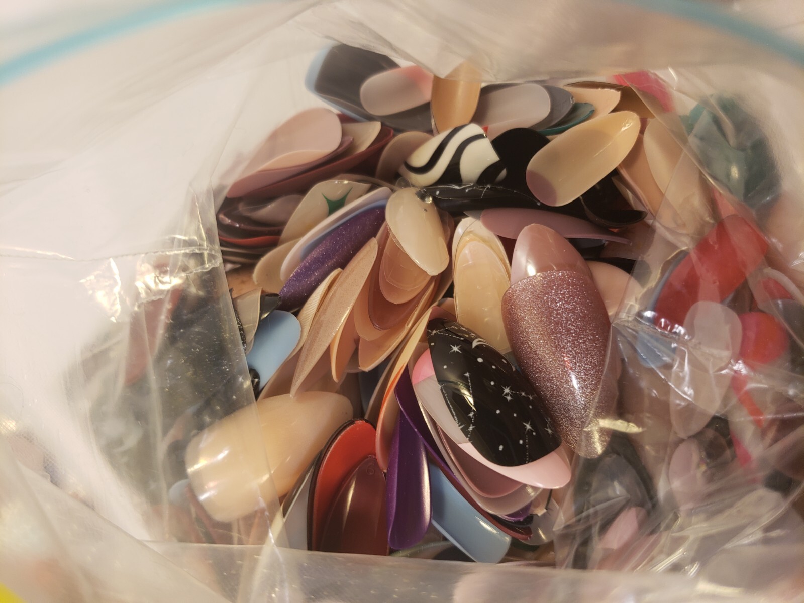 Multicolored Press On Nail Loose Bundle Home Ready To Wear DIY Pointy Tip Mix