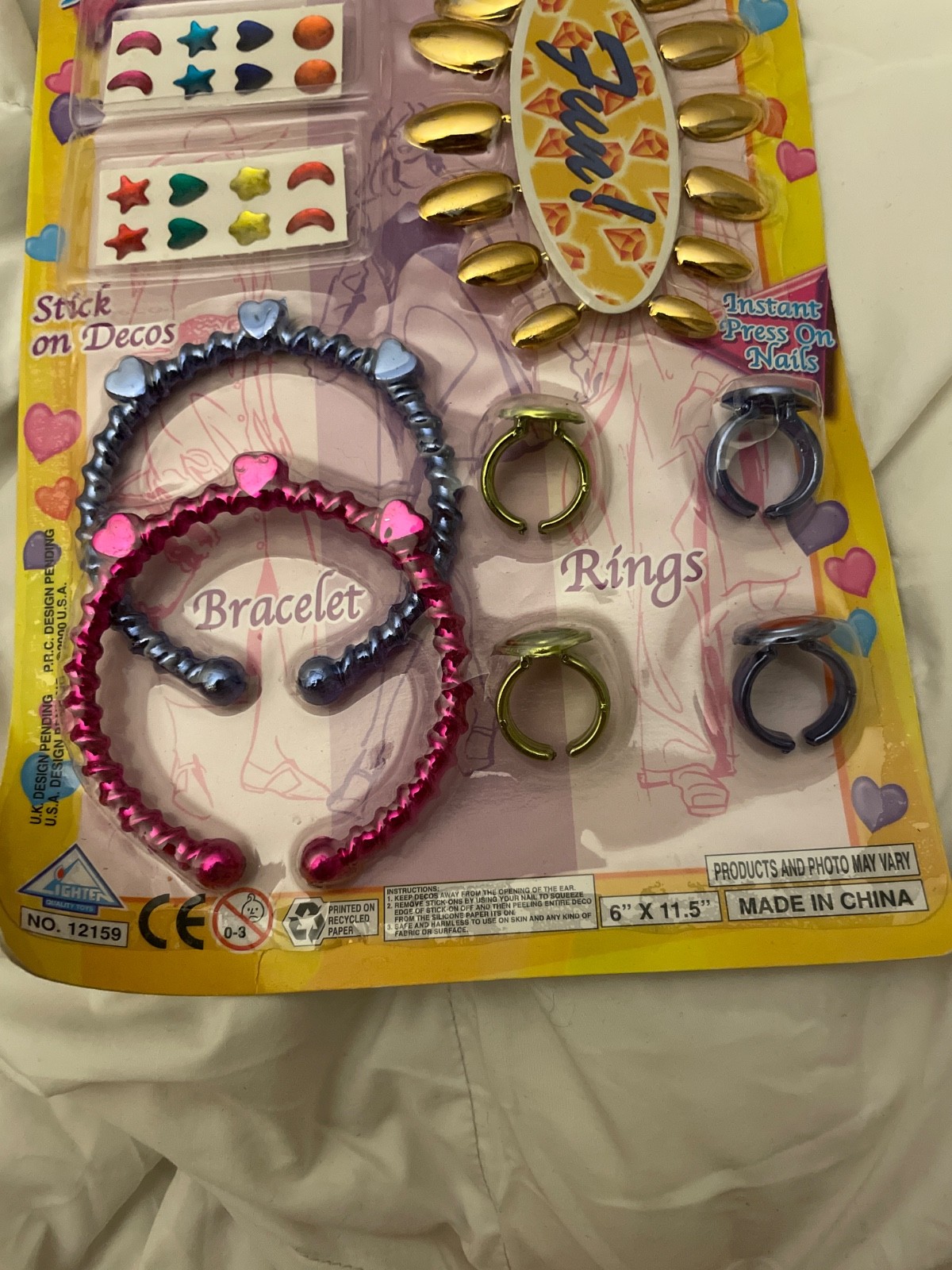 Elegant Look Dazzling Nails (press on) and Jewelry NEW 90s look
