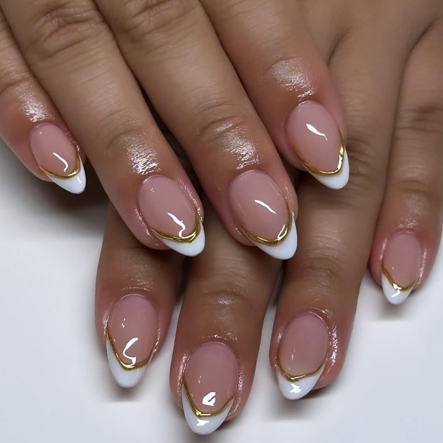 White French Tip Press on Nails Short Fake Nails with Chrome Gold Line Design…