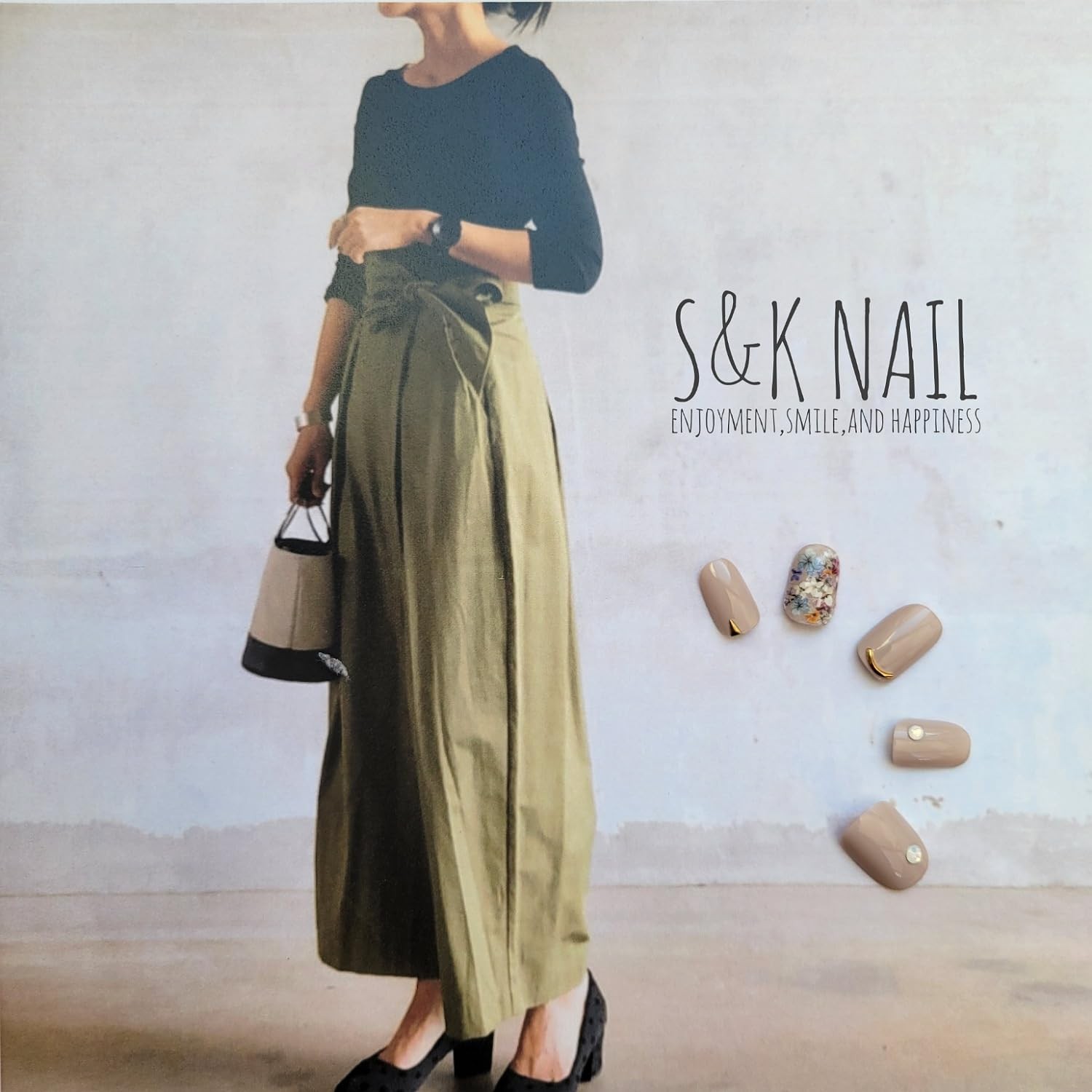 Nail Tips Short Oval Flower III & Sheer Beige 26pcs Japan