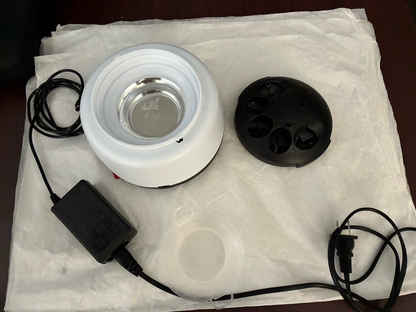 Gel Nail Polish Remover Machine, 36W Steam Off Machine. Model: Ty-201. Preowned