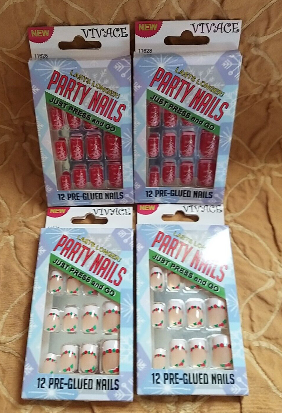 Christmas Fake Nails Press on Nails Short Square Nails Set of 4Packs