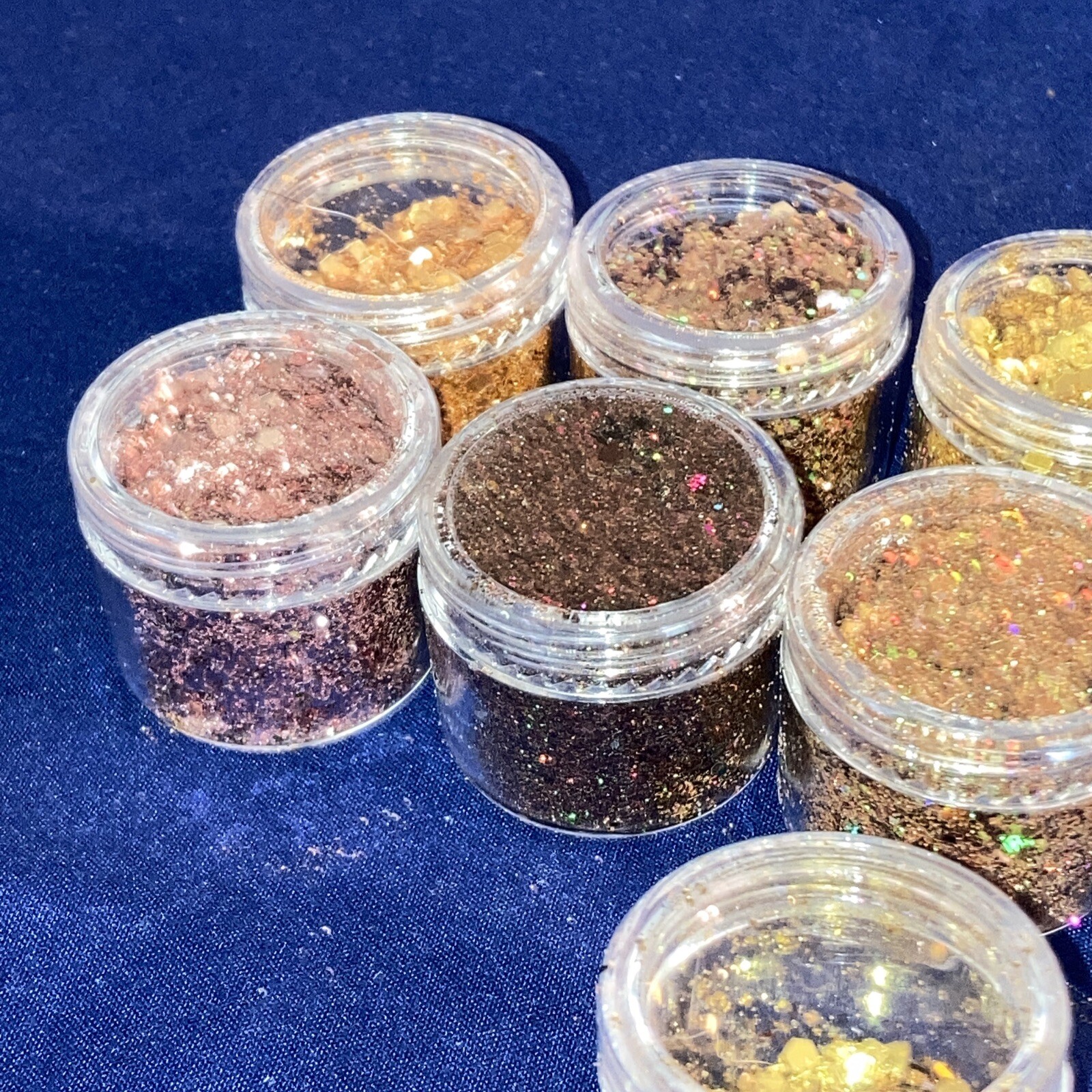 LAZA Art & Nail Glitter, 11 Ultra brilliant Diffrent Colors Art Glitter.