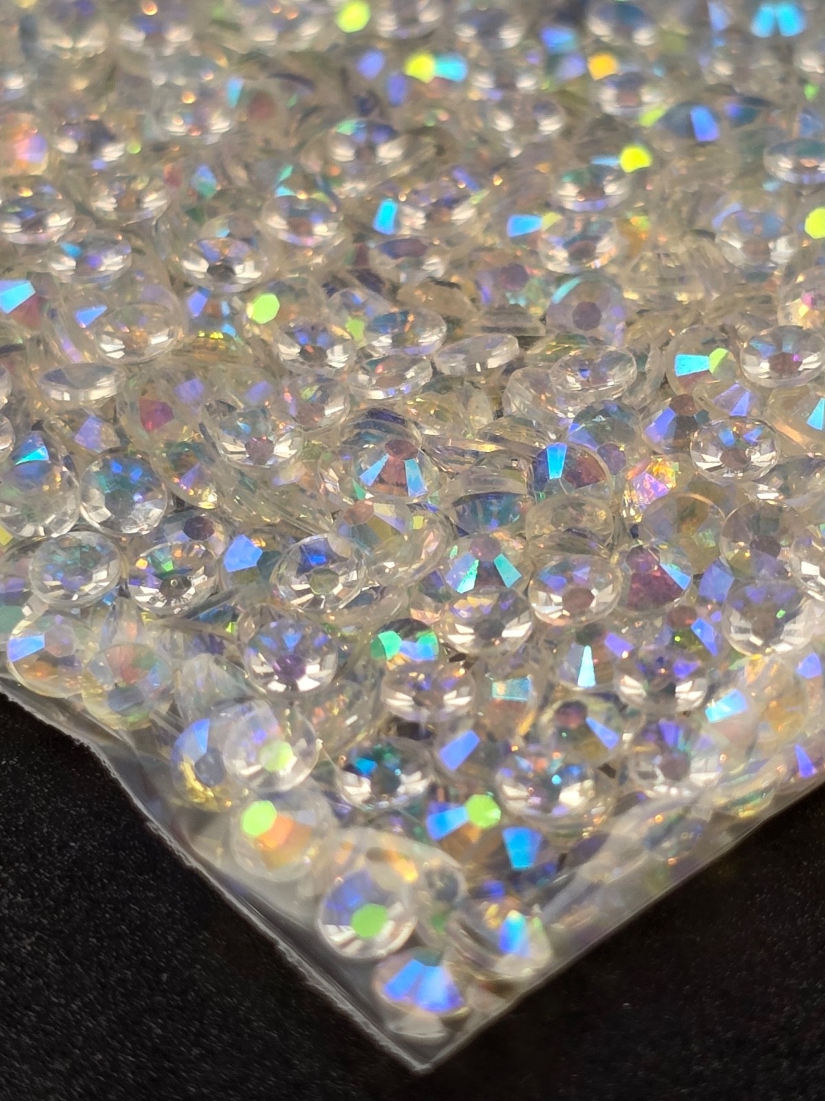 2000 x Resin 4mm Flat Back Rhinestones Phone Nail Shoe Art Craft Gems SS16 DIY