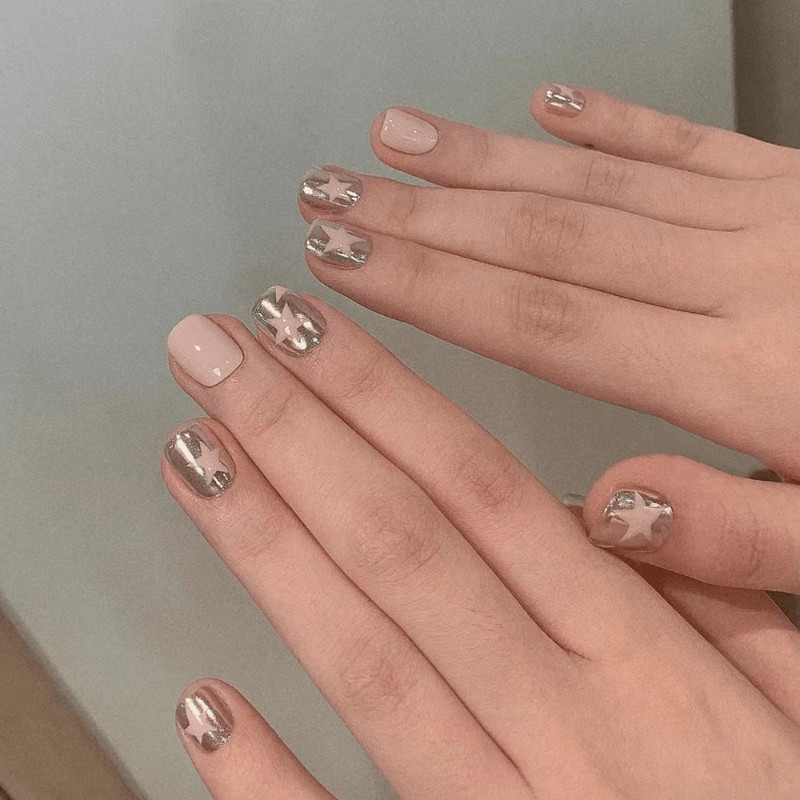 48pcs Short Almond Press on Nails, Nude Silver Mirror Star Casual Daily Nails