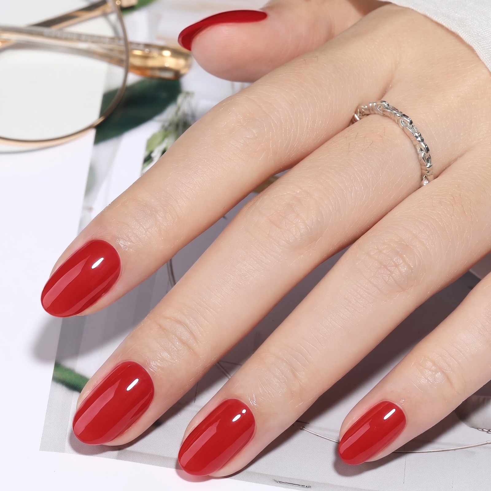 UNA GELLA Oval Press On Nails – 32Pcs 16 Sizes Classic True Red Fake Nails wi…