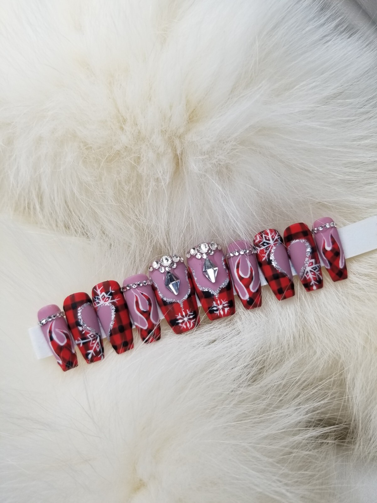 Press on Nails/ Red plaid flames/Heart design
