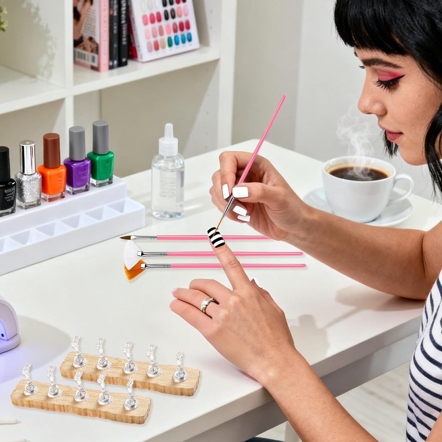 Nail Stand for Press on with Nail Art Brushes Nail Holder for Painting Practice