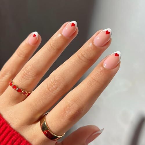 Valentine’s Day Press on Nails Short Almond Heart Fake style30-red heart almond