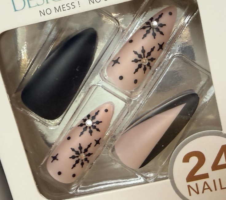 LOT OF 3 Fake Nails Set Black White Stars Embellished Pink 1A