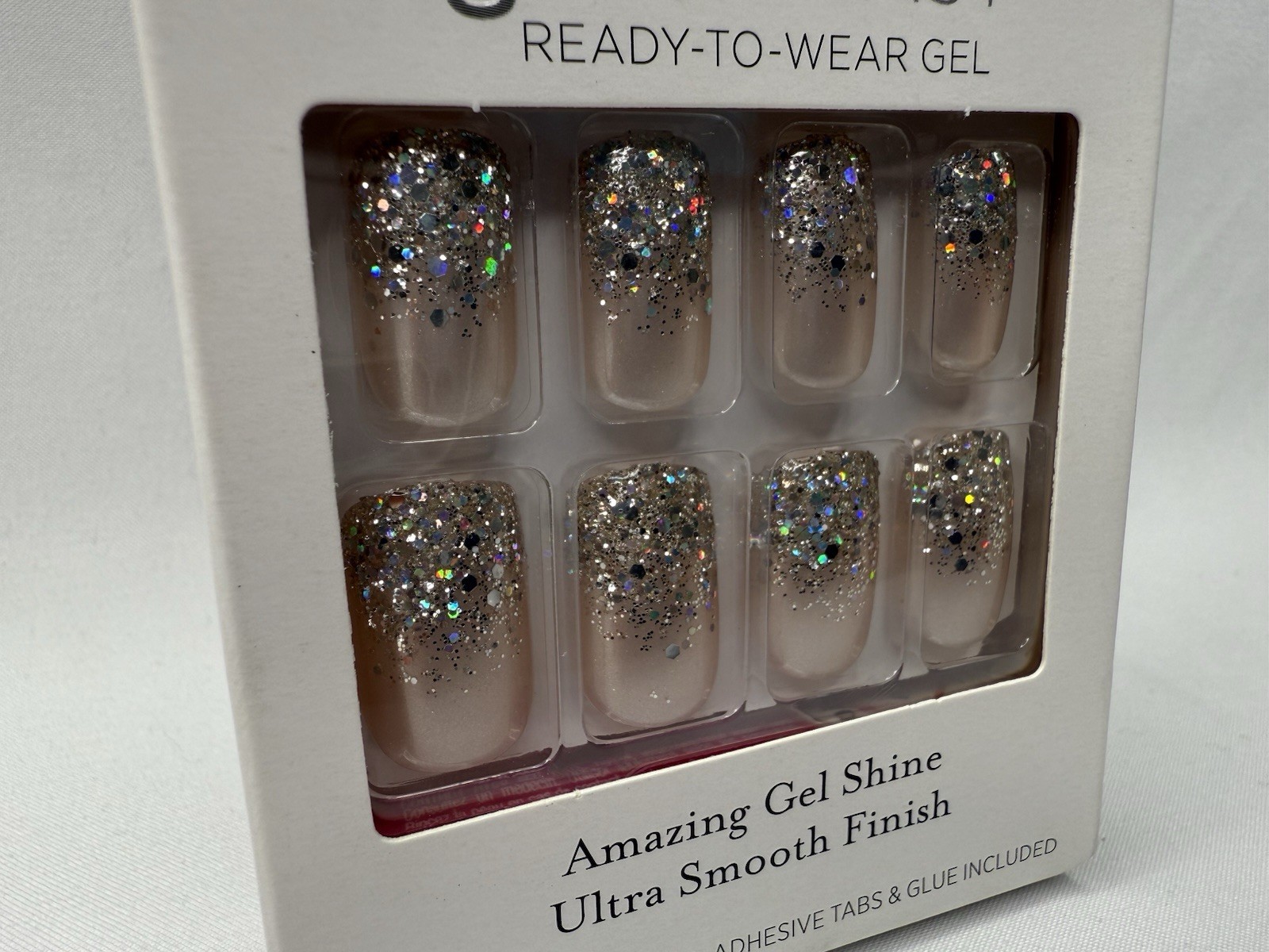 KISS GEL FANTASY NAILS PACK OF X6 MEDIUM LENGTH READY TO WEAR HOLIDAY CHRISTMAS
