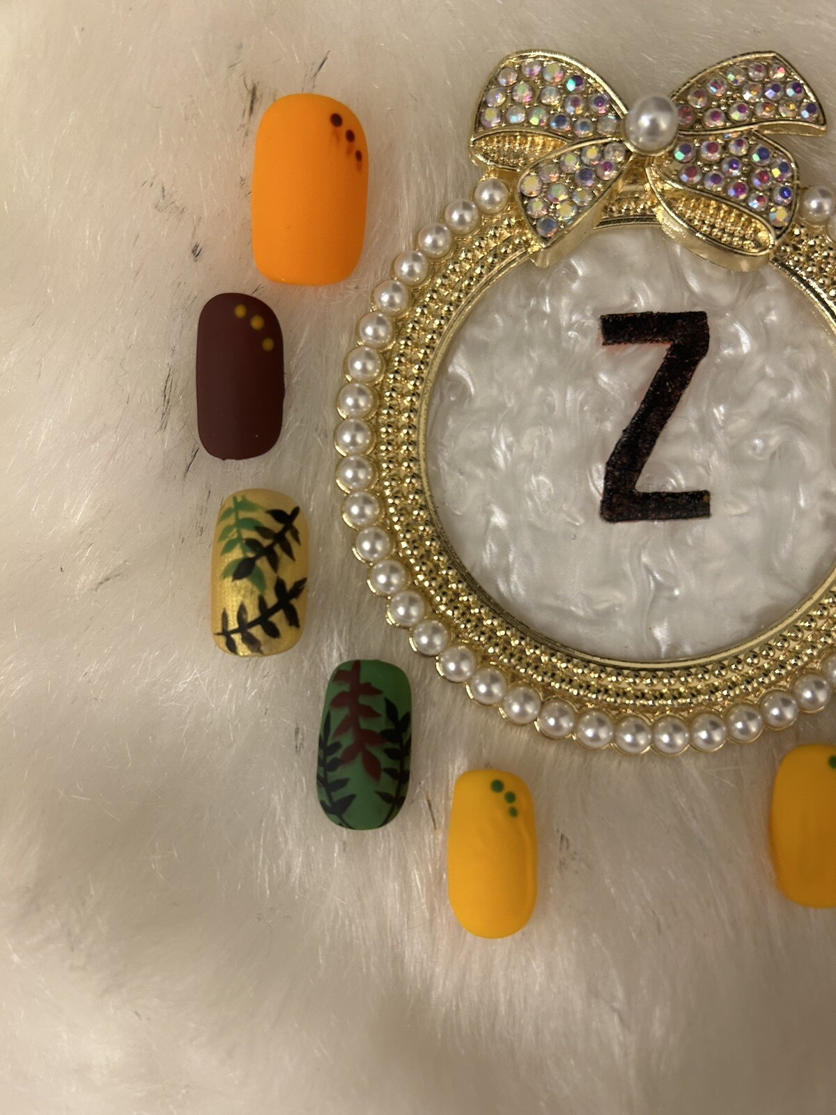 Z NAILZ! Gorgeous Set Of Handmade Fall short Squoval Press On Nails