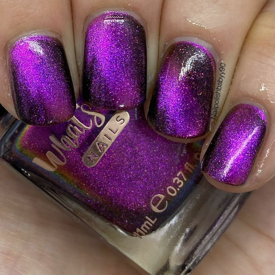 Whats Up Nails – Horsehead Nebula Regular Polish (Purple Duochrome Magnetic)