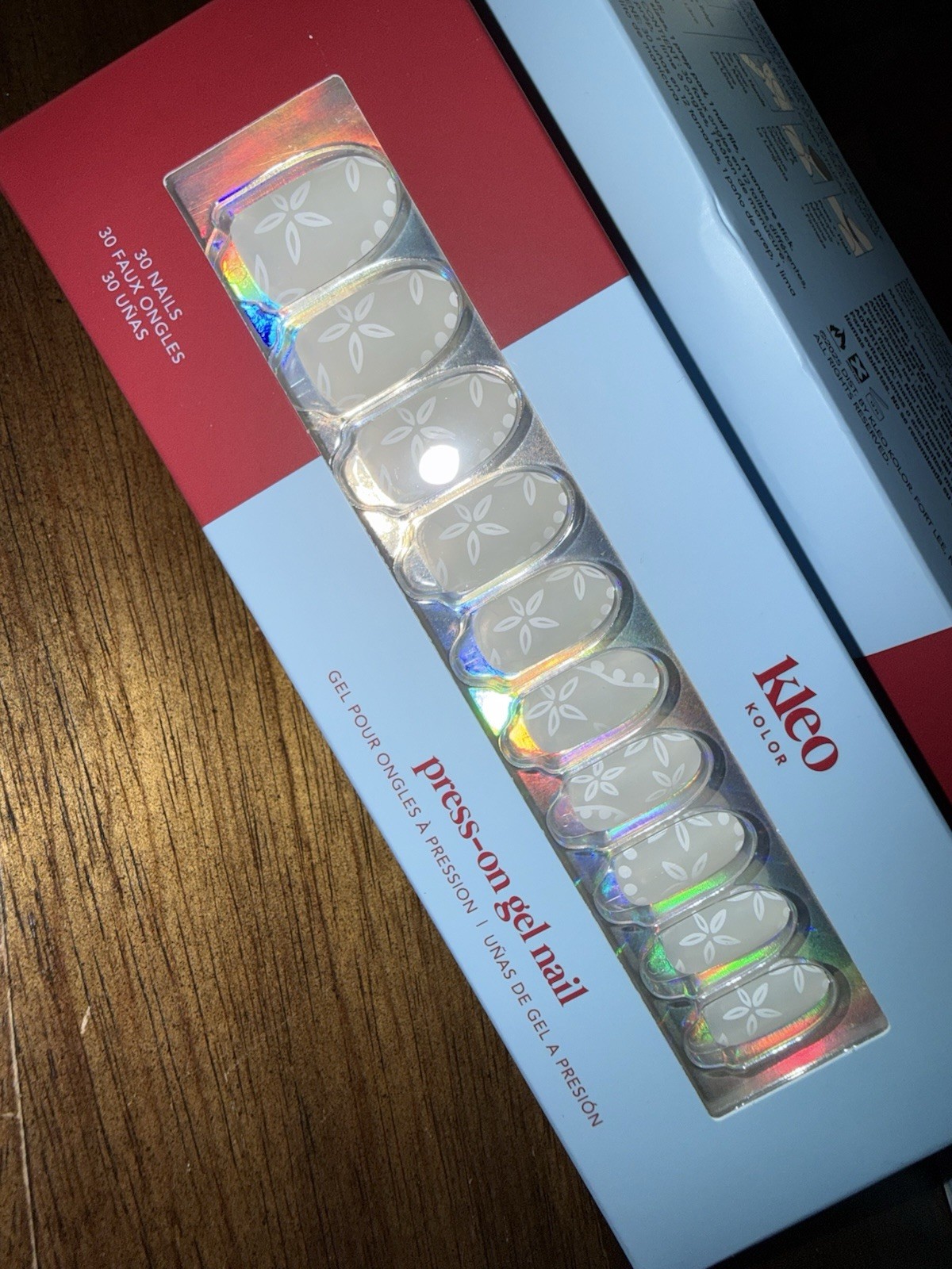 New Kleo Kolor Press-On Gel Nails – Soft Focus – Long Round